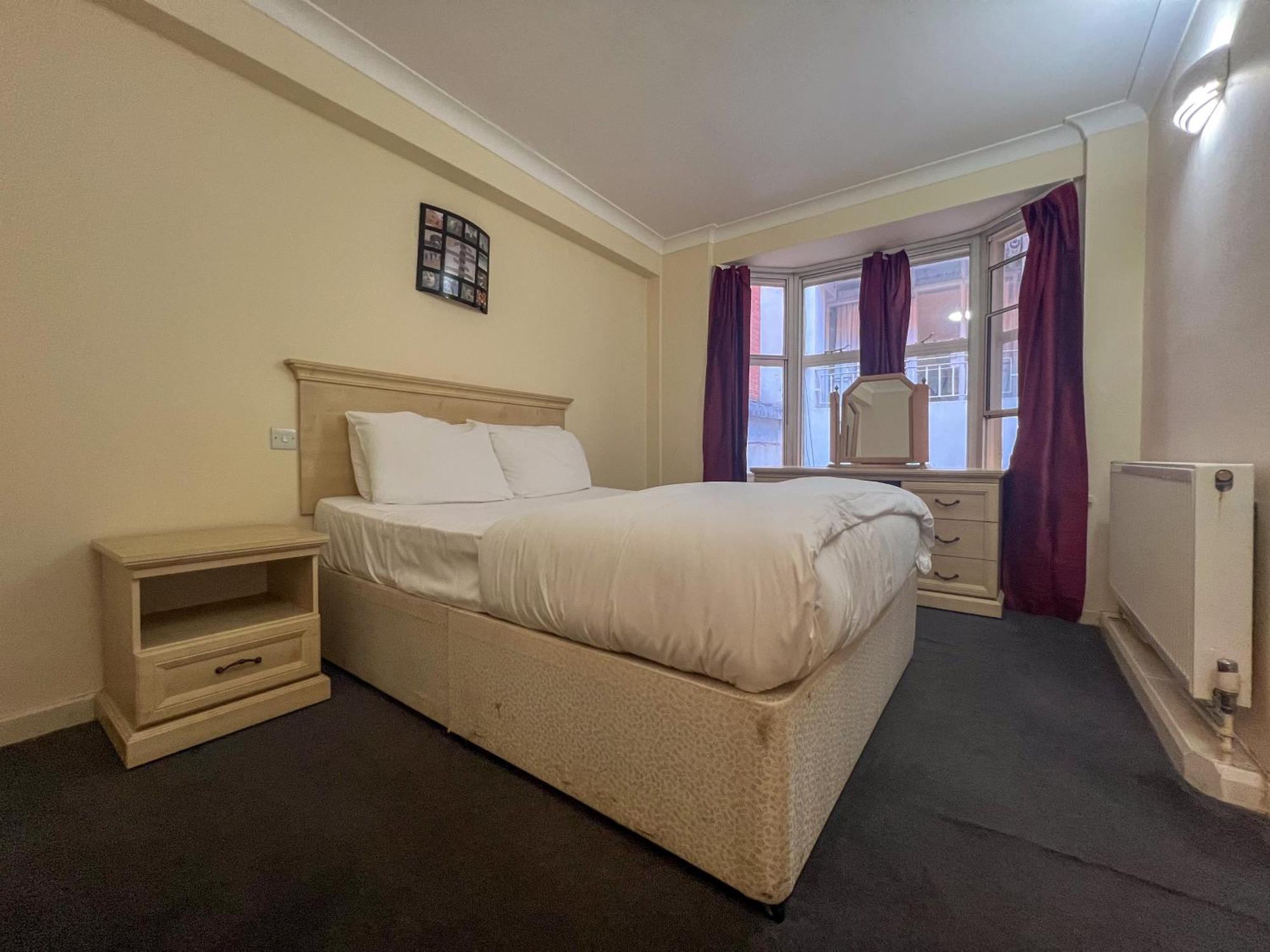 Appartamento Chic & Modern 1-bedroom In Prime Mayfair H2 Londra